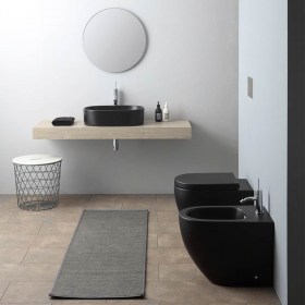 Bagno completo colorato 55x36 a terra Nemesi55 Nero opaco Nero Ceramica 